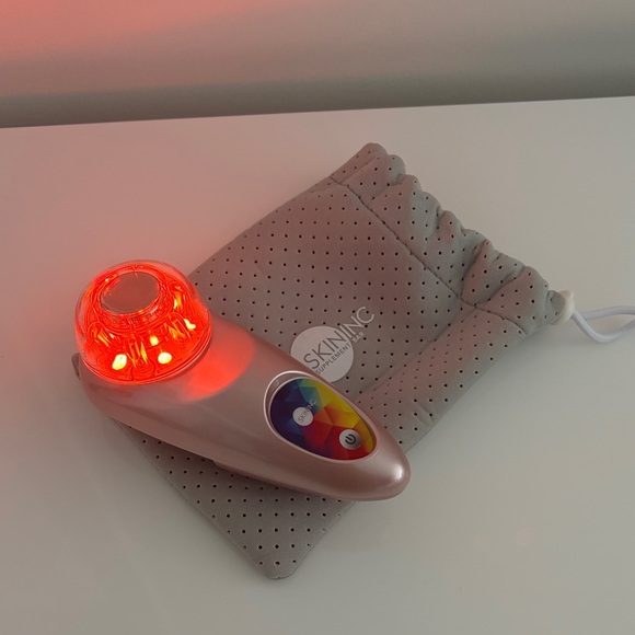 Skin Inc LED Device - Picture 5 of 10